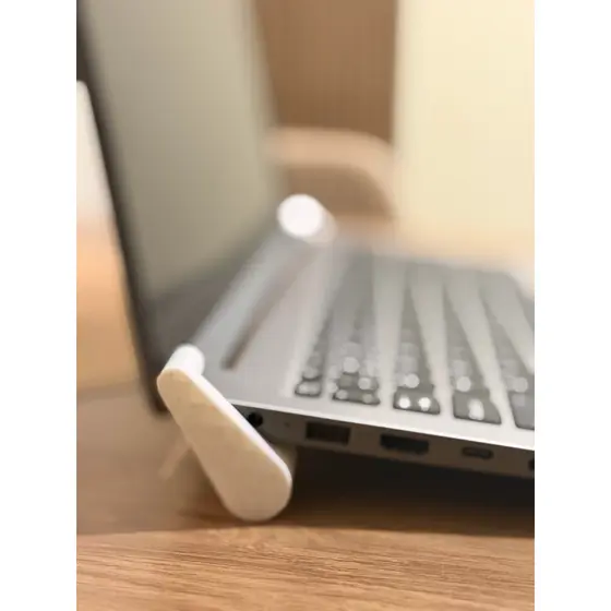 Suporte Universal para Notebook – Ergonômico, Compacto e Resistente