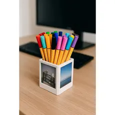 Porta-Canetas Decorativo e Porta-Retrato para Fotos Fujifilm Instax - Fotos 8x5