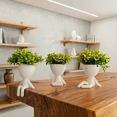 Kit 3 Vasos Decorativos com Planta Artificial | Mini Vasinhos Bob Robert 3D para Decoração de Mesa, Quarto e Sala