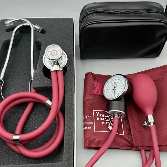 Kit de Acadêmico de Enfermagem- Estetoscópio Duplo Rappaport Premium + Esfigmomanômetro PREMIUM