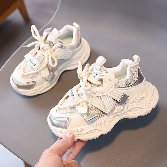 Tênis infantil Sapatos infantis casuais para meninos Moda tênis de corrida para meninas Leve e macio