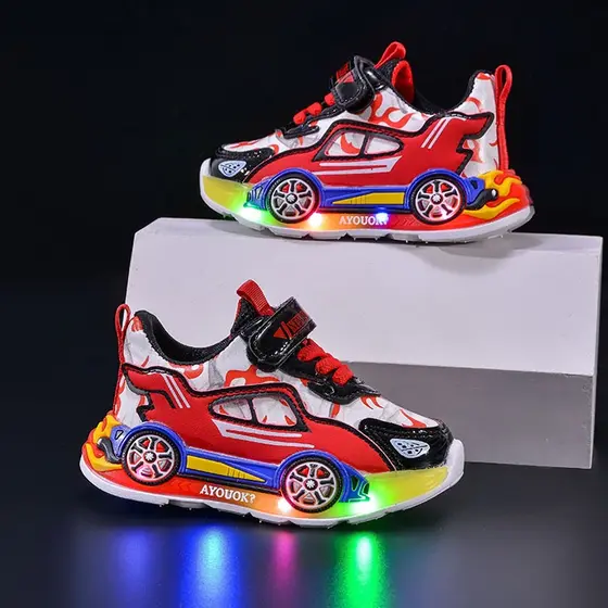 2025 Novo Estilo tênis infantis meninos estudantes casuais sapatos de placa alta meninas sapatos de bebê LED sapatos