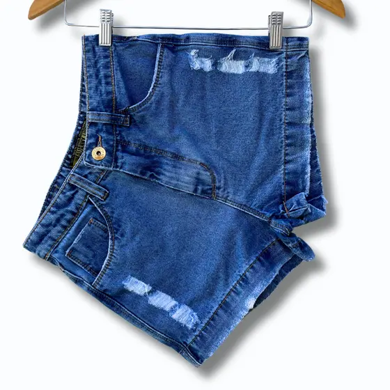 Short jeans navalhado cintura alta premium