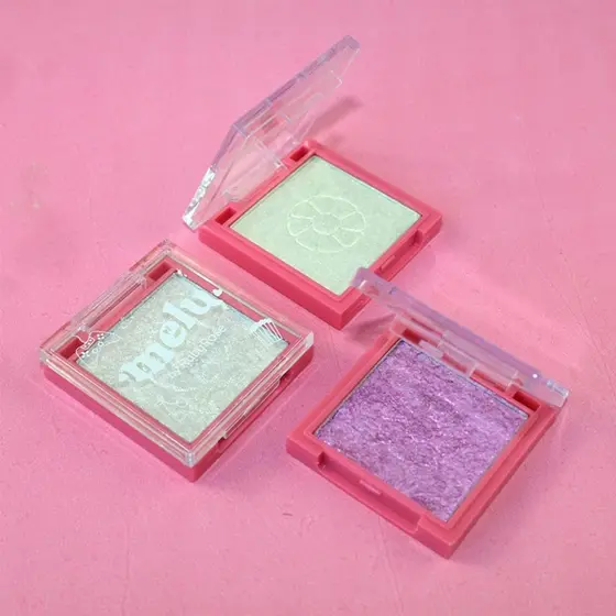Paleta Sombra e Iluminador 2x1 Melu by Ruby Rose 2,6g