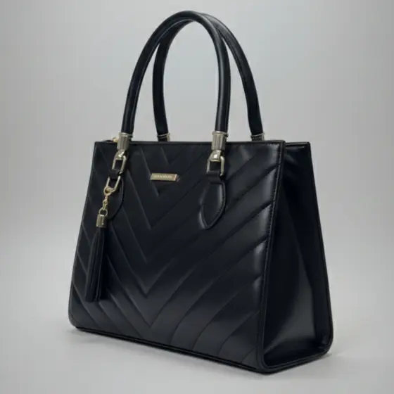 Bolsa Feminina Bordada Vegas Grande dia a dia ou passeio