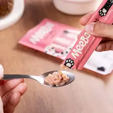 Meeba! Petisco p/ Gatos Tipo Churu Alimento Úmido Hidratação Snacks Natural Atum Salmão 4x14g