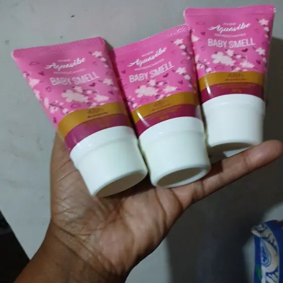 3 desodorante creme Avon Baby Smell 50g