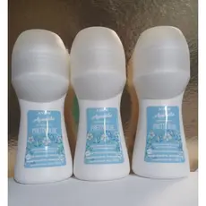 3 desodorante roll-on Avon Pretty Blue com 48ml cada