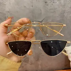 Óculos De Sol Triangulares De metal Quente Novo Rosto Feminino UV Discoteca Festa De Praia Tiroteio De Rua Dirigindo
