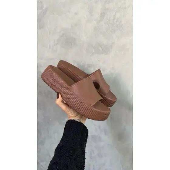 Chinelo Nuvem de EVA Plataforma CONFORTAVEL LEVE