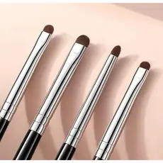 Kit 4 Pincéis de Maquiagem Detalhe Precisão e Acabamento Profissional