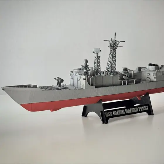 Fragata de Mísseis Guiados USS Oliver Hazard Perry - Impressão 3D