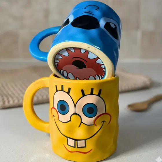 Kit Canecas Bob Esponja e Stitch Temáticas Filmes Decoração 250ml Café Chá Desenho Animado