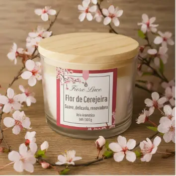 Vela Perfumada Aromática 100g Flor de Cerejeira | Presente Decorativo | Tampa de madeira