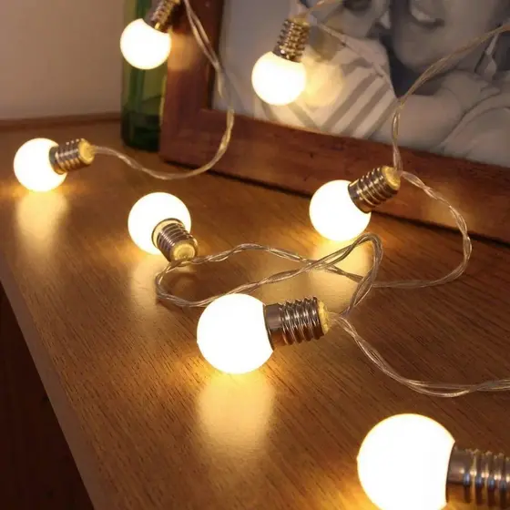 Lampada Bolinha de Led com 1W de Potência 2700k  Bivolt