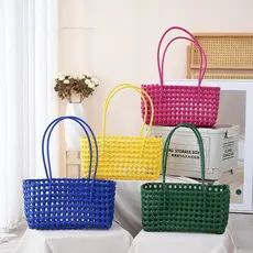Bolsa Quadrada Oca De Plástico De Cor Sólida , Estilo Cesta Para Férias E Praia Feminina Versátil