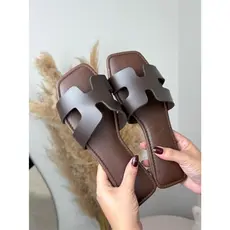 Sandália rasteira feminina H chinela Flat Leve Confortável macia lançamento