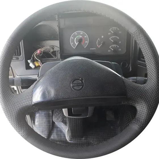 CAPA DE VOLANTE CAMINHÃO VOLVO FH