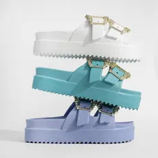 Sandália Birken Feminina Plataforma Colorida Fivela Dourada Conforto Leve Moda Praia