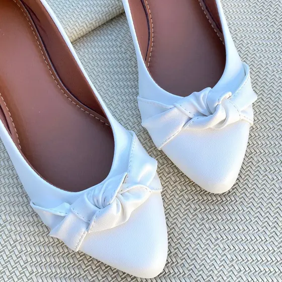 Sapatilha Mocassim Feminina Bico Fino Napa Branca Com Laço