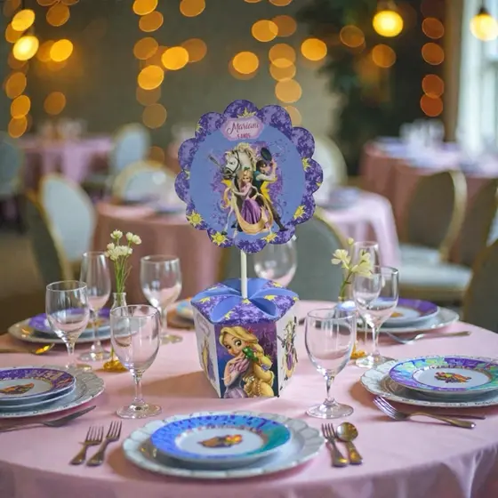 CENTRO DE  MESA RAPUNZEL PERSONALIZADO