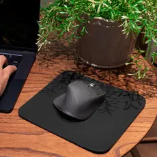 MousePad DeskPad 20x20cm Pequeno Eddias Couro Sintético Para Mouse Escritório Office + Porta Copos