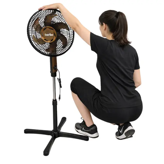 Ventilador de Coluna Turbo Preto com Detalhes Dourados Silencioso e Potente 6 Helice 127v
