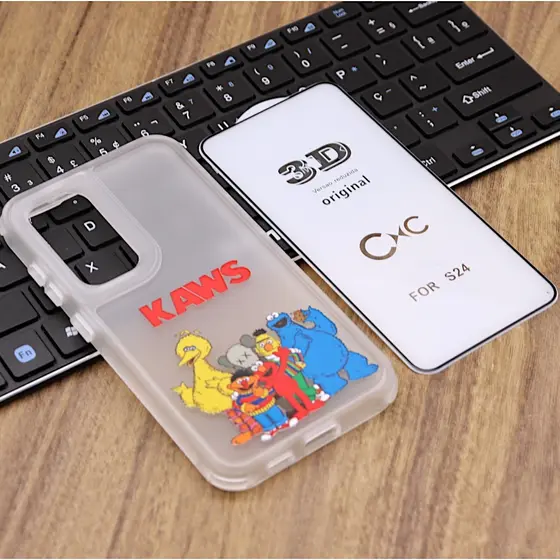 Capa Estampada Personagens Para Galaxy S24 com Película Vidro 3D c/ digital