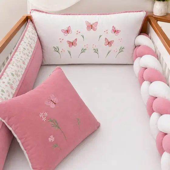 Kit Berço Americano Menina Borboleta Rosê Completo 9 Peças 100% Algodão Luxo com Bordado Delicado