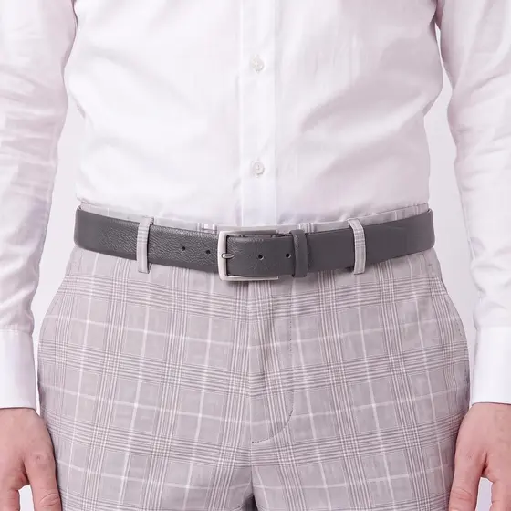 Cinto Masculino de Couro com Fivela de Metal