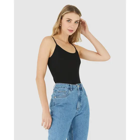 Regata Básica Feminina Decote Redondo Em Viscose Stretch