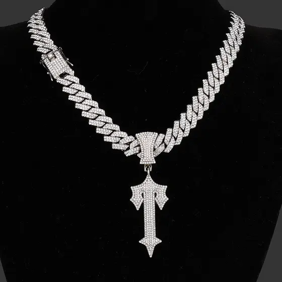 Novo Hip Hop Big Sword Cross Pingente Liga de Diamante Completo Colar Cubano Gelo Acessórios de Moda Presentes de Jóias