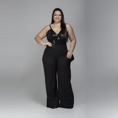 Macacão Pantalona De Alcinha E Detalhe Paetê Plus Size Festa