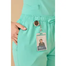 Scrub Feminino Acinturado - Julia Premium - Pijama Cirúrgico Hospitalar Verde Claro