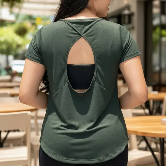 Camiseta Blusa Feminina Academia Fitness Musculação T-Shirt Básica Treino Dry Fit