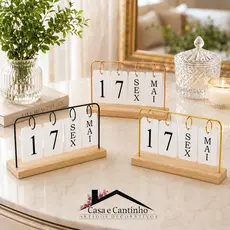 Calendário de Mesa Decorativo com Plaquinhas Preto Rosê ou Dourado Permanente Escritório