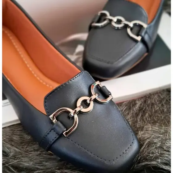 Sapatilha Bico Quadrado  Feminina Confortável Mocassim Casual Com Fivela