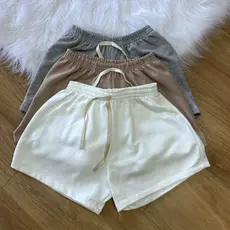 Kit 3 Bermudas Shorts Moletom Feminino lisas 3 Cores Sortidas Verão- Moletom macio e confortável.