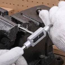 Kit de Vira Macho M3 a M12 7 Peças Profissionais Alta Durabilidade e Aço Titanium