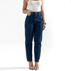Calça Consiência Jeans Feminina Modelo Mom com Cintura Alta