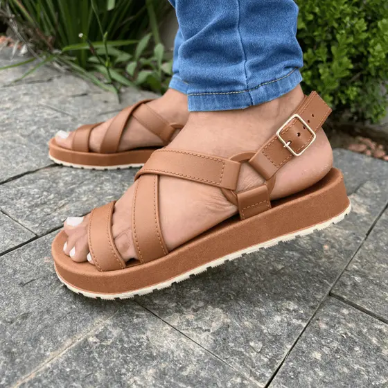 Sandália Papete Feminina Casual e Flexível para Passeio Ajuste Confortável e Moderno - Dunas