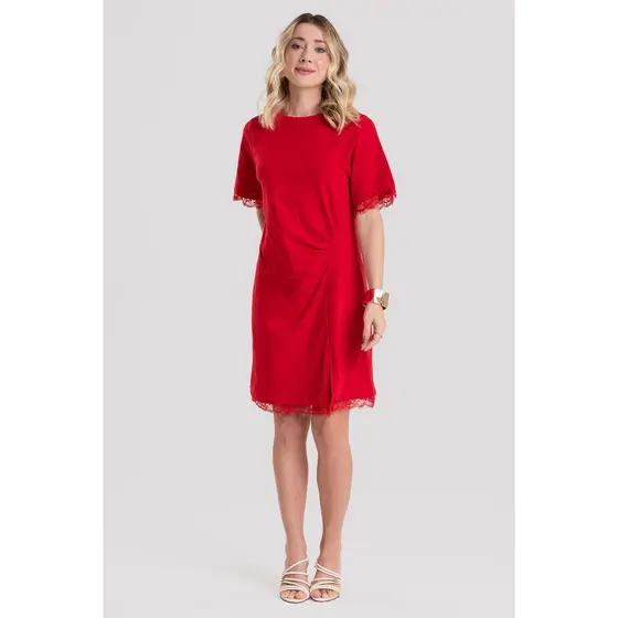 Vestido Feminino com Renda – Coleção Celebrar