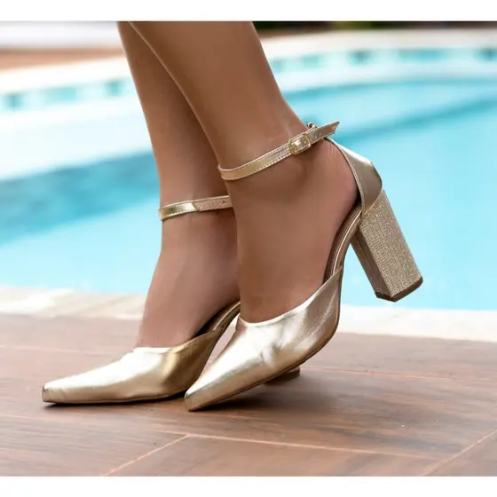 Scarpin Feminimo Dourado Bico Fino Salto Alto Glitter 8,0cm Moda Confortável Premium Elegante Look