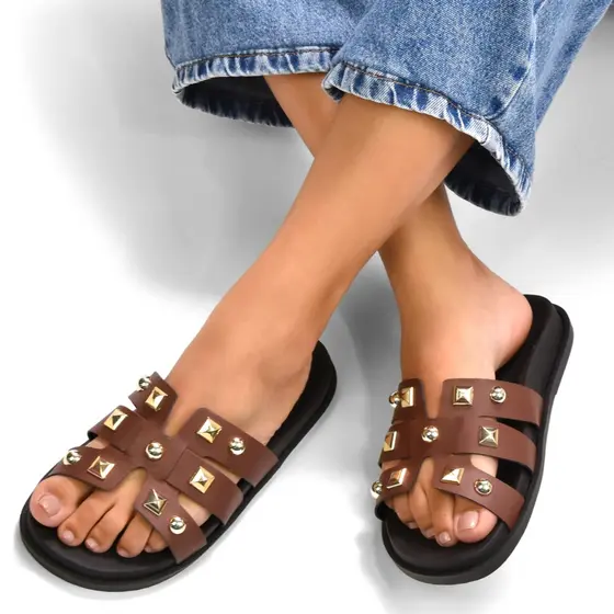 Birken Papete Feminina Spikes Cravejados Conforto Verão Moda Blogueira