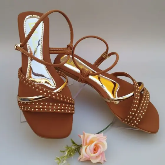 Rasteirinha Feminina Sandália com Strass Bico Quadrado Confortável
